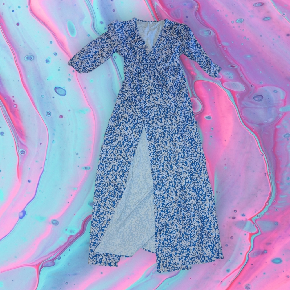 Ladies size xs lightweight blue & floral print maxi dress